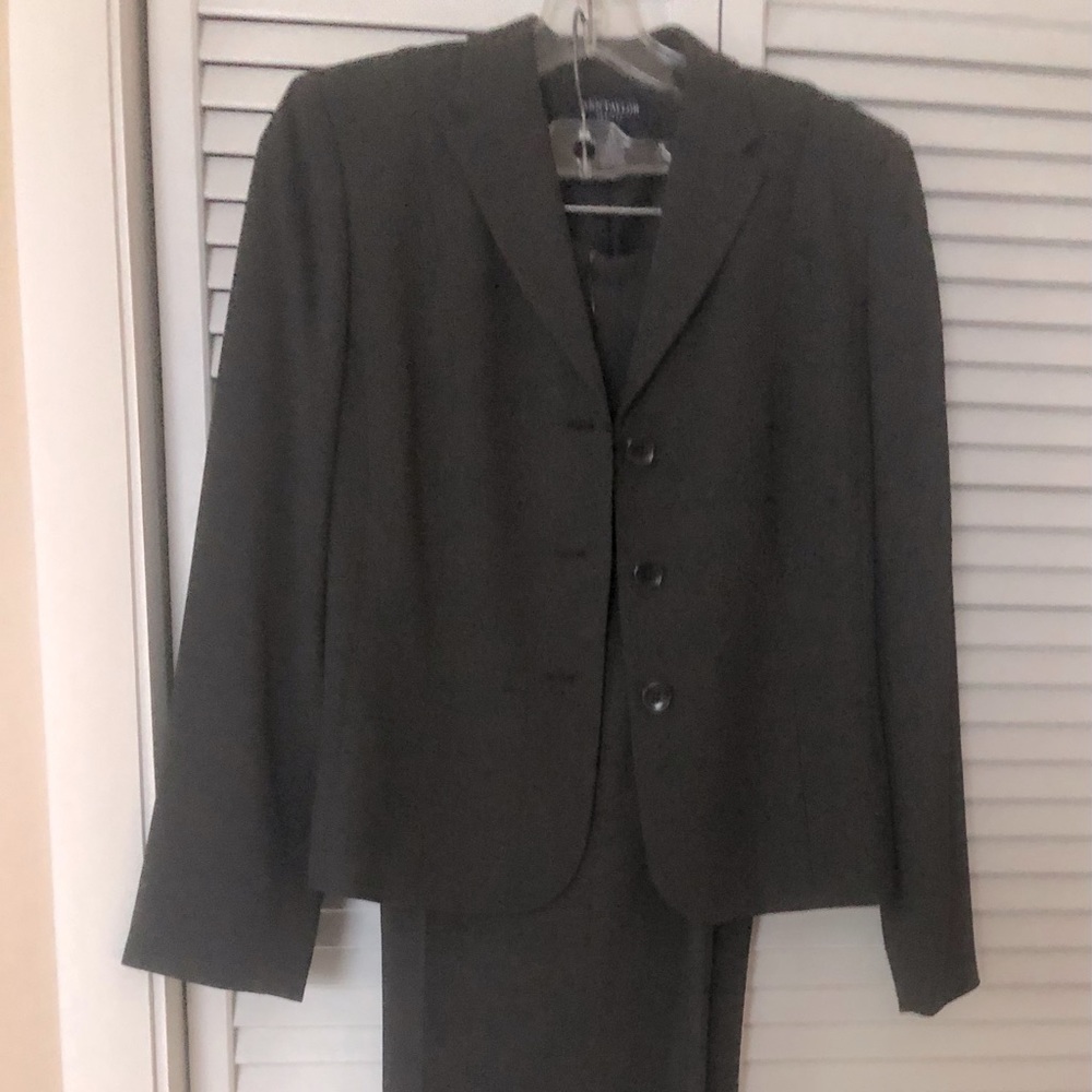 Ann Taylor Gray Pantsuit